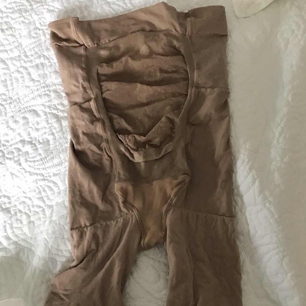 Pregnancy spanks